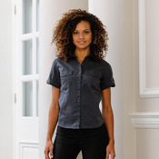Women's roll-sleeve short sleeve shirt